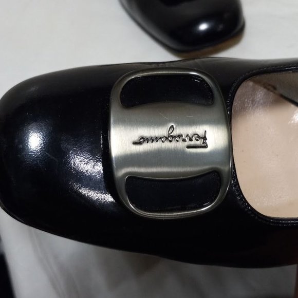 Salvatore Ferragamo Boutique Leather Slingback Block Heel Shoes Black Sz 8.5 3A - Picture 11 of 14